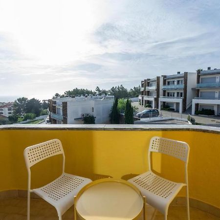 Kubata Hill Hotel Parede Buitenkant foto